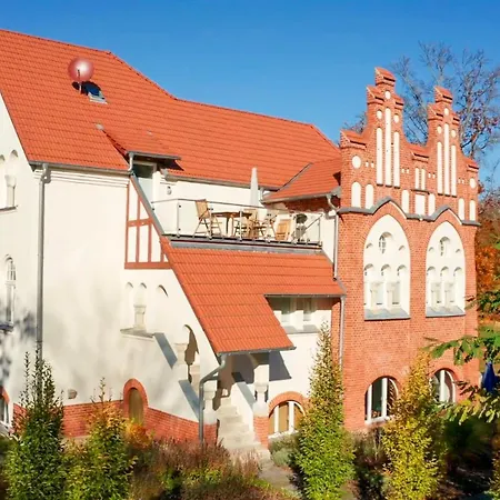 Parkresidenz Lychen, 4 Lychen